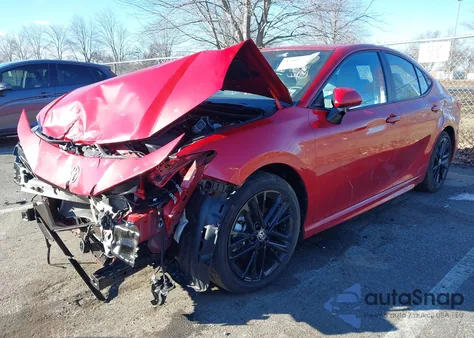 2025 Toyota Camry Se z USA, uszkodzony, nr VIN 4T1DAACK5SU043841